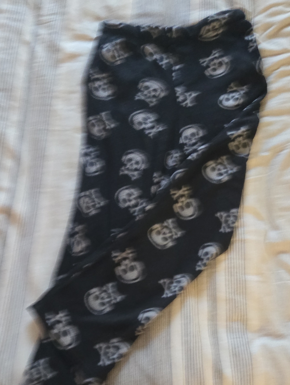 Black Skull Print Stretch Leggings
